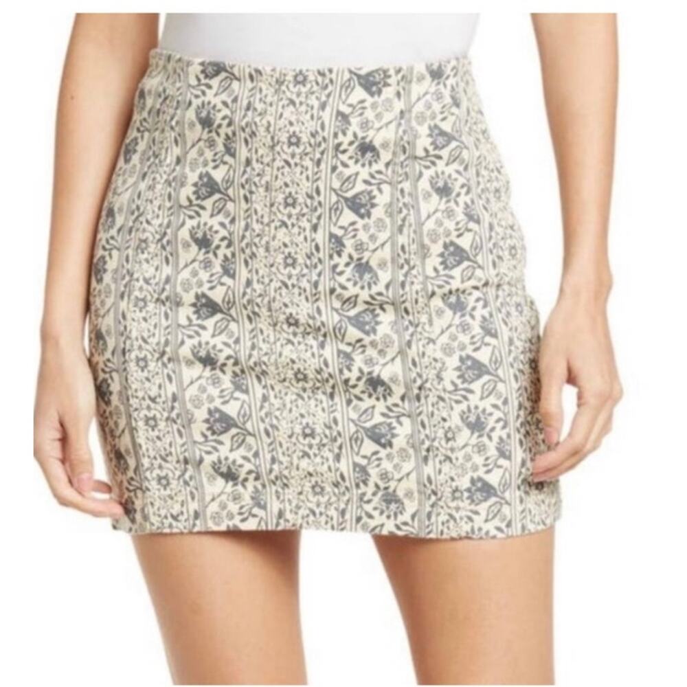 Free People Modern Femme denim miniskirt skirt size 0